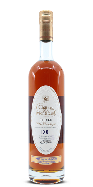 Chateau-de-Montifaud-XO-Cognac-shadow.png