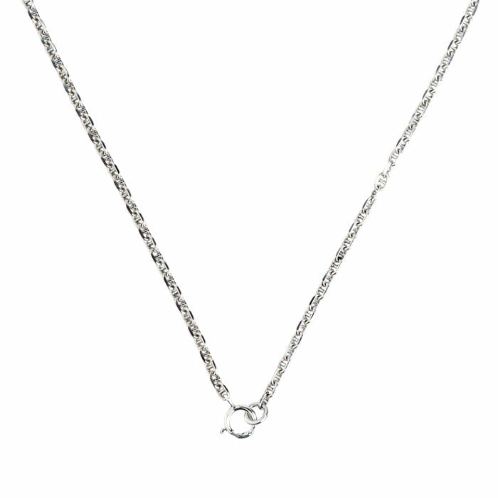 A unisex mariner link chain necklace in sterling silver, a timeless and versatile design suitable for everyone.