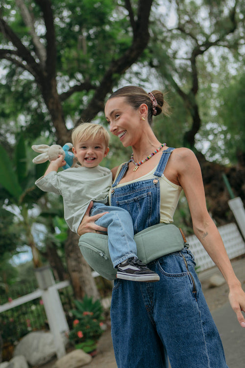 Acadian - Toddler Hip Seat