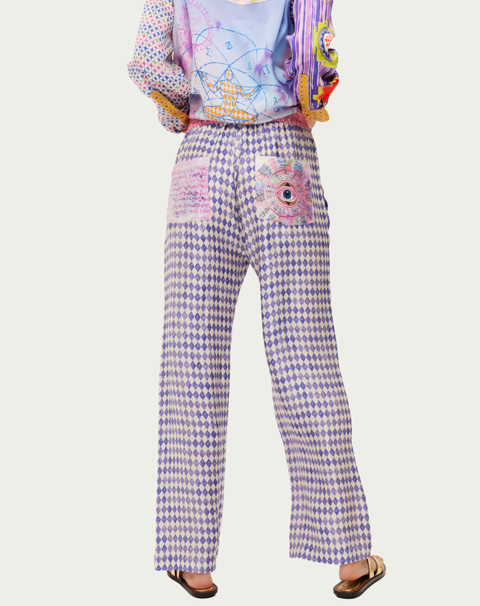 Bailey Runic Whisper Track