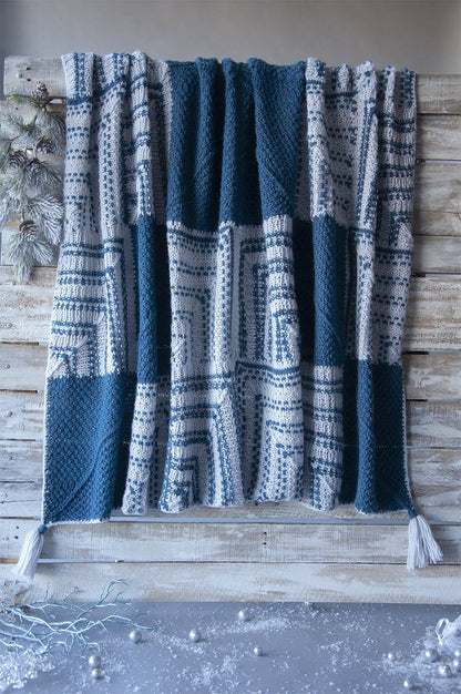 Cardamom and Clove Cover Pattern Universal Yarn