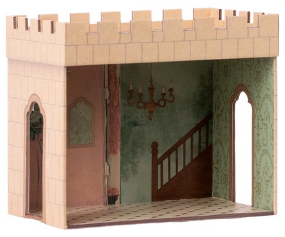 Castle, Hall