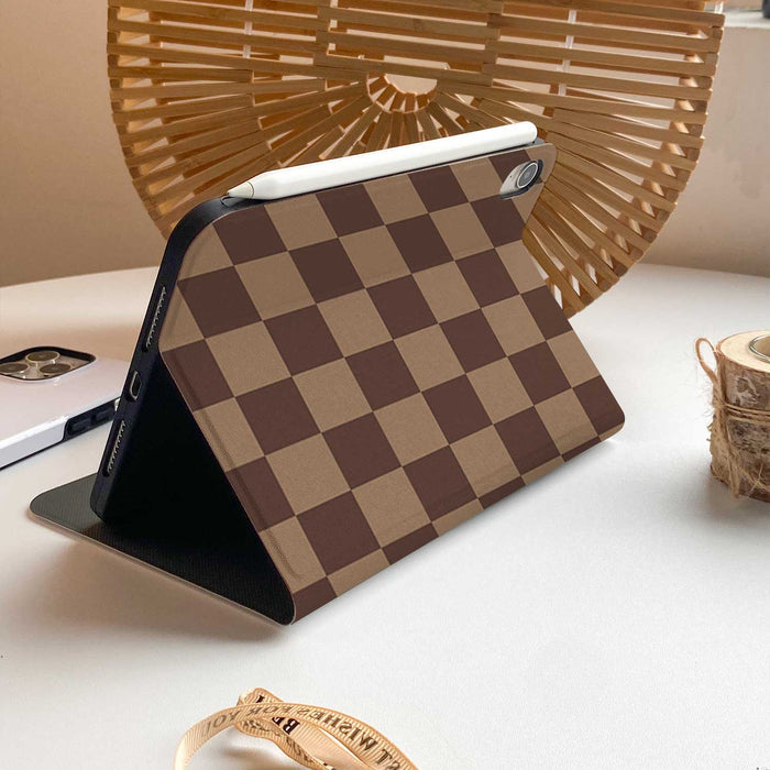 Checkerboard Art iPad Case - Chocolate
