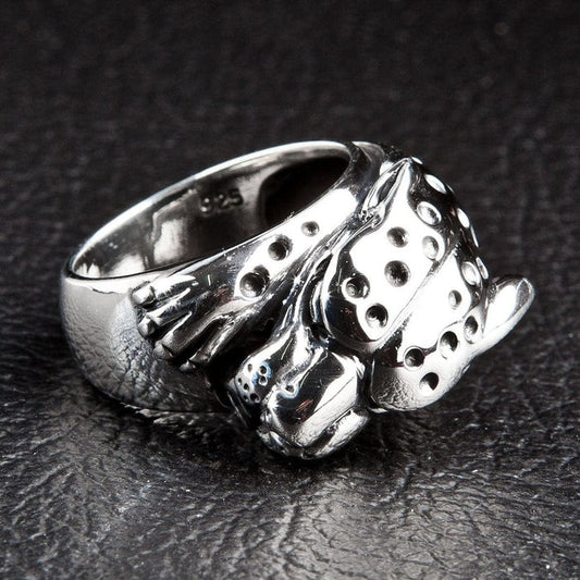 Cheetah ring 925 sterling silver with spotted design side view showing detailed texture