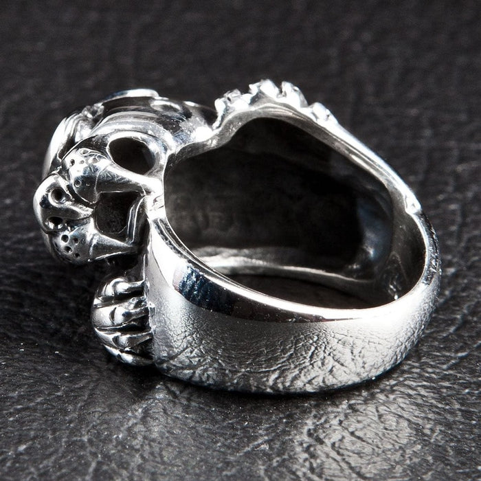 925 silver cheetah ring underside view revealing detailed craftsmanship and hollow interior