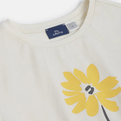 Girls White Printed T-Shirt With Shorts