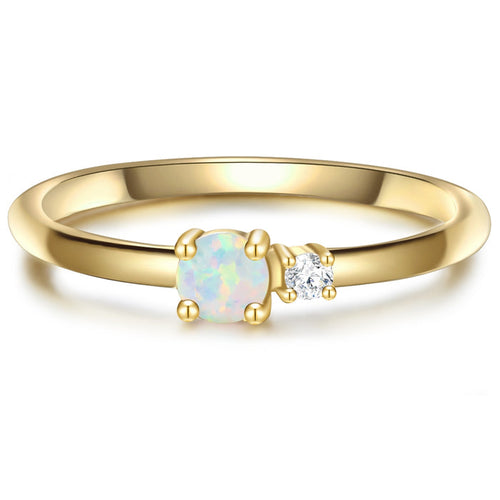 Goldener Ring mit Steinen