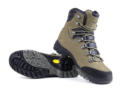 Manitoba Tussock Boots