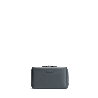Large / Dover Grey Scaled | Front view of Metro Toiletry Case Large in Dover Grey