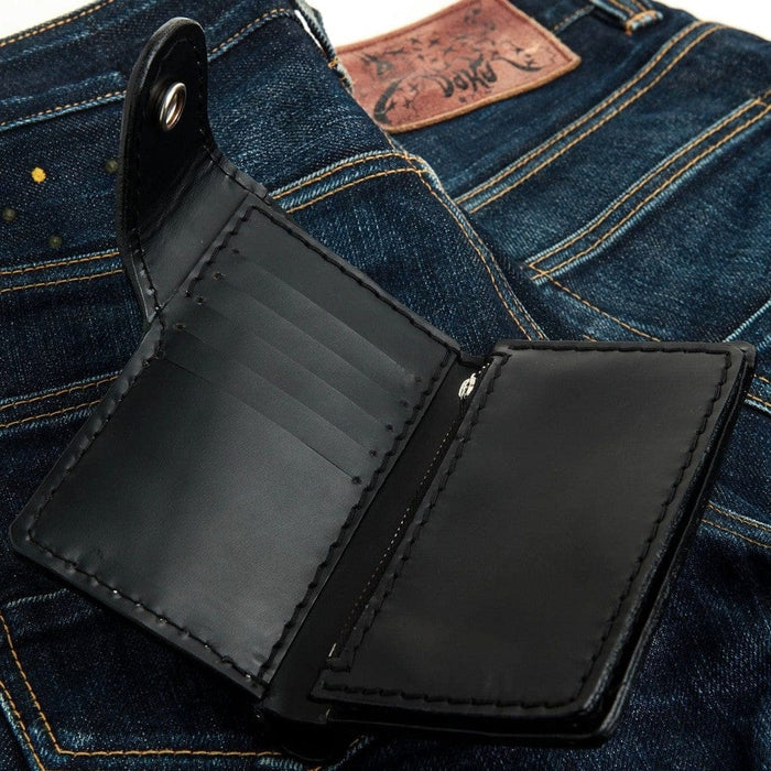 Interior view showing 7 card slots, bill compartment, and zippered coin pocket