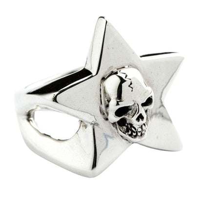 Gothic skull star ring 925 sterling silver angled view with star shape