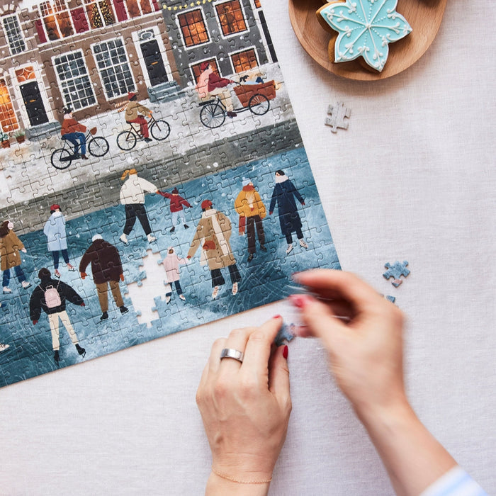 Snow Day in Amsterdam | 500 Piece Jigsaw Puzzle