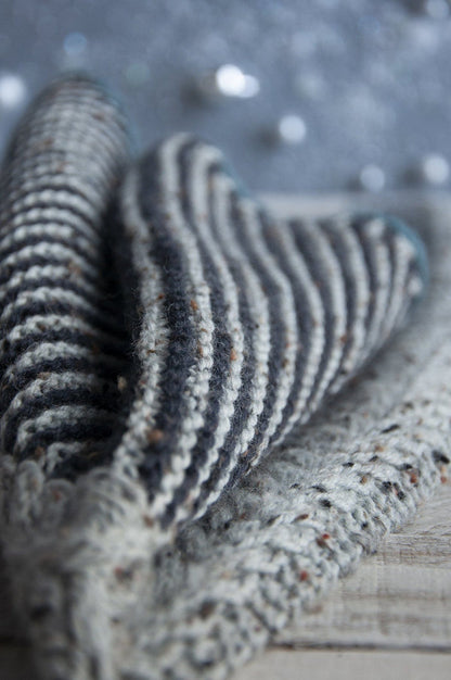 Solstice Shawl Pattern Universal Yarn