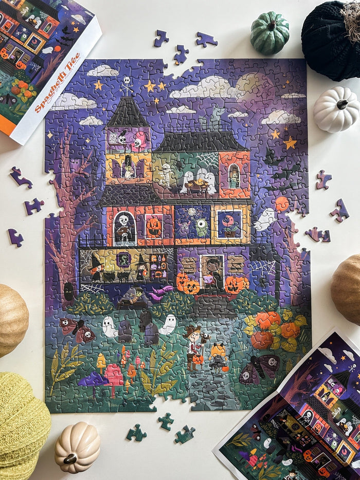 Spooky Manor | 500 Piece Jigsaw Puzzle